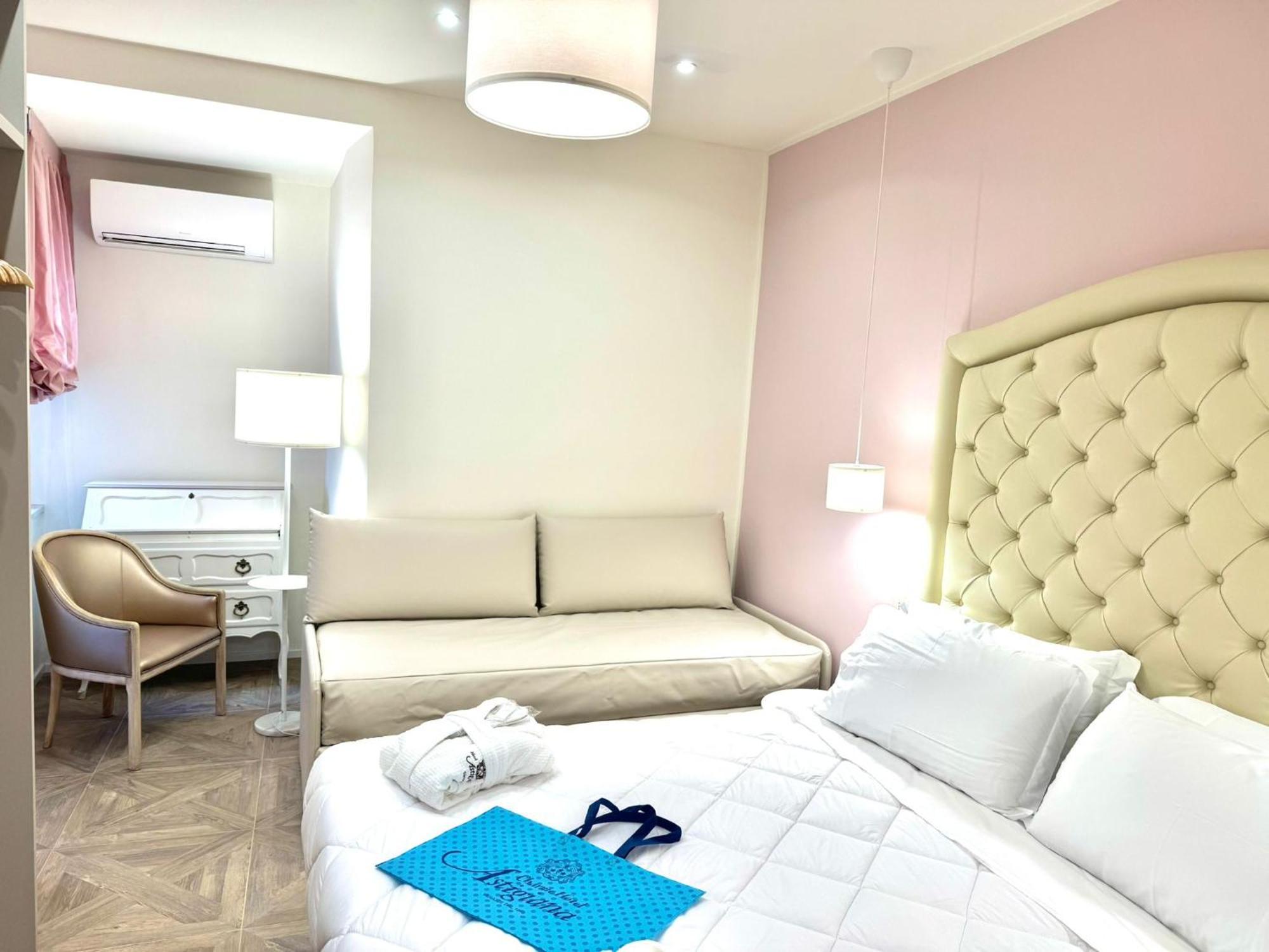 Hotel Astigiana & Appartamenti Варацце Екстер'єр фото
